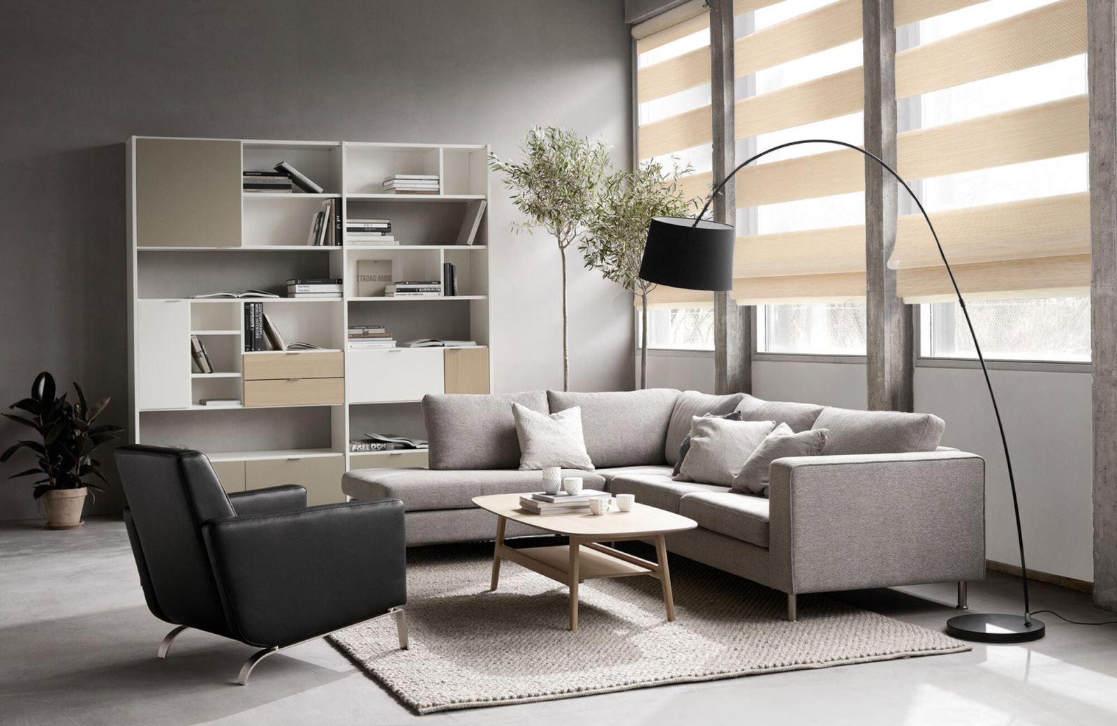 ​Thiết kế rèm Combi Roman hiện đại với những nếp gấp mềm mại giúp căn phòng của bạn trở lên sang trọng, gọn gàng