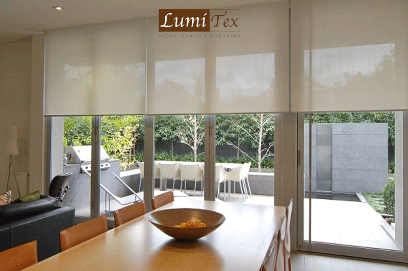 Rèm cuốn Ecoshade là lựa chọn số 1 cho phòng bếp bởi khả năng chống nước, chống bám mùi và bụi bẩn