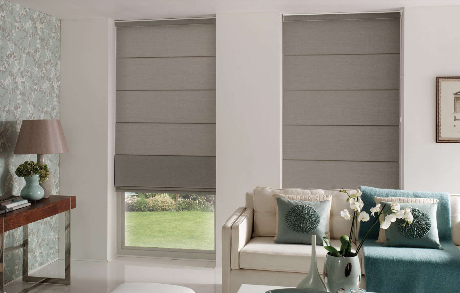 Lựa chọn rèm chống nắng cao cấp Avalon Roman - Lumitex