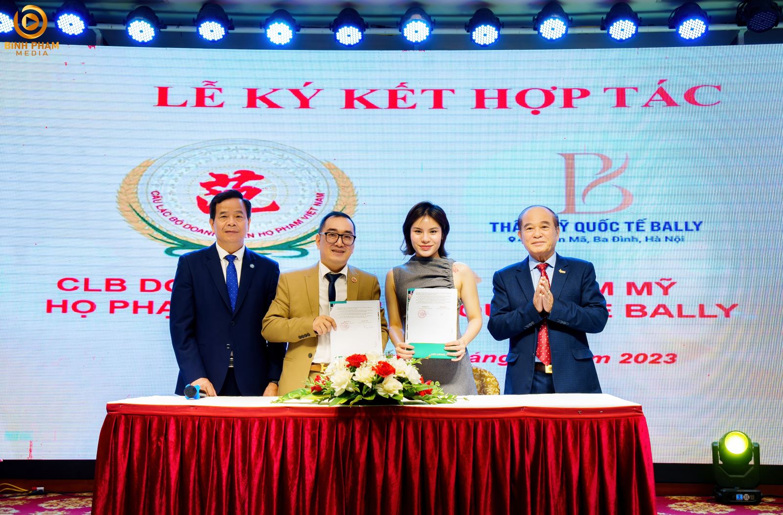 Lễ Ký Kết Giao Thương Tại Sự Kiện