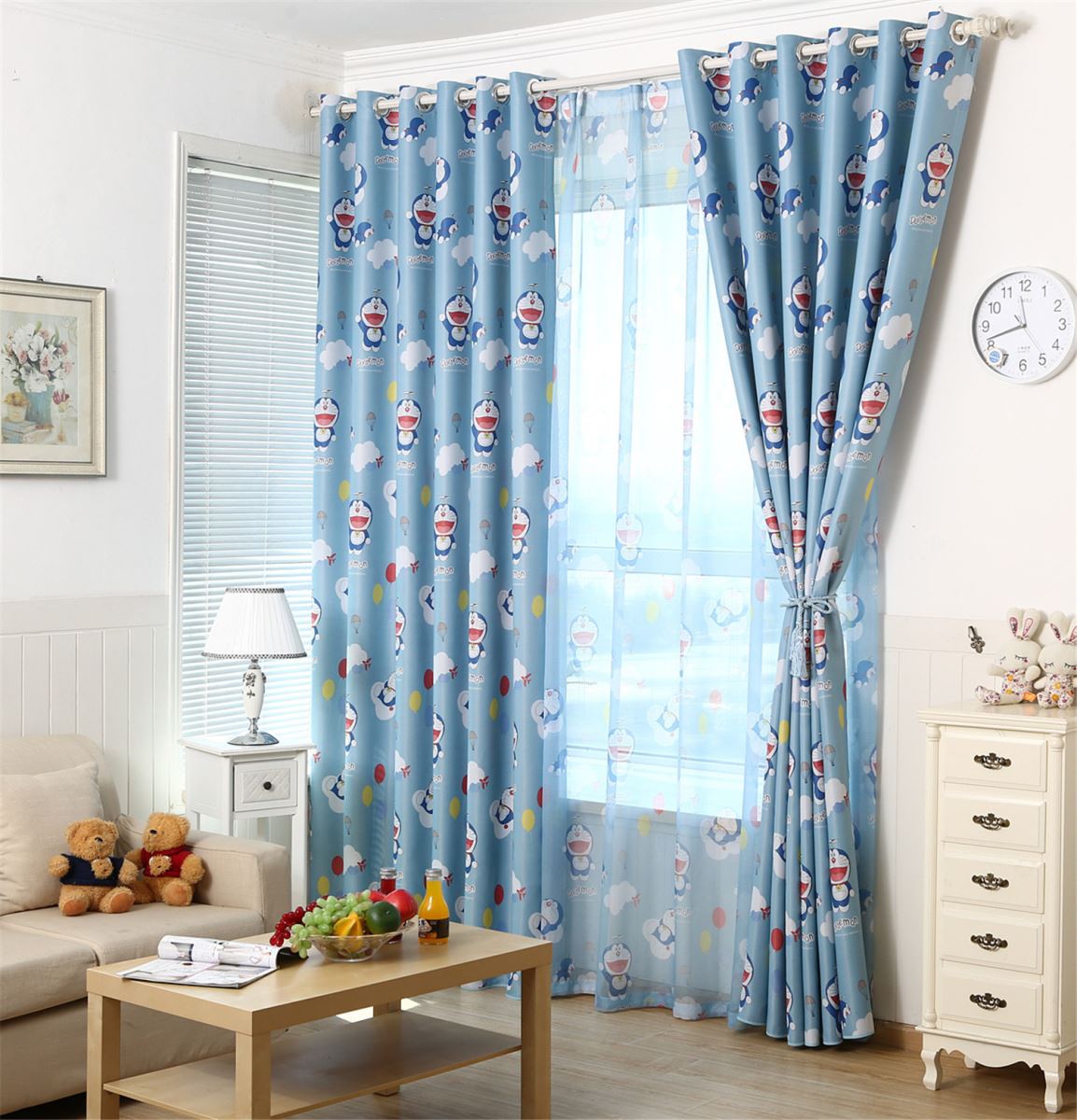 Rèm cửa với những họa tiết đơn giản, ngộ nghĩnh là một phần không thể thiếu trong nội thất phòng trẻ