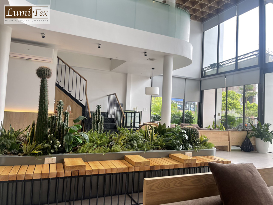 Dự án lắp đặt rèm cuốn cao cấp cho Min's Lounge Coffee - Thủy Nguyên Hải Phòng