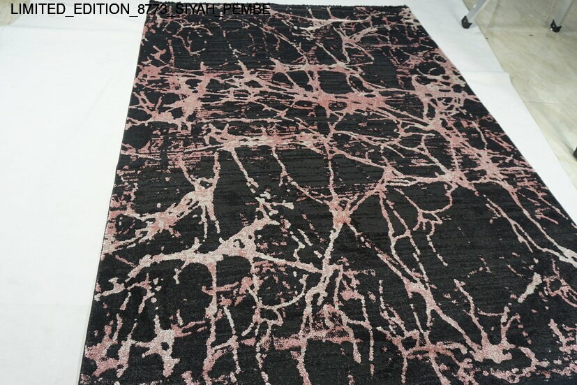 Thảm sợi ngắn LIMITED_EDITION_8773_SIYAH_PEMBE
