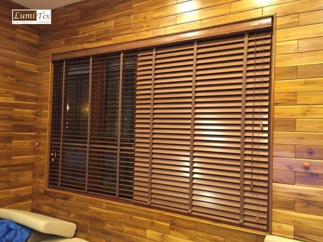 Với những chất liệu gỗ độc đáo và chọn lọc, rèm sáo gỗ Lumitex không chỉ đẹp mắt mà còn là sự kết hợp hoàn hảo giữa thẩm mỹ và chất lượng bền bỉ.