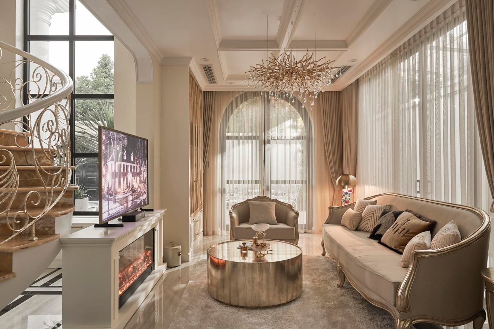 ​Sang trọng và đẳng cấp thể hiện qua mức độ hoàn hảo tối đa trong từng sản phẩm