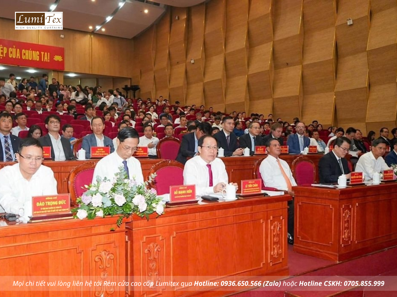 Đông đảo các đại biểu, đại diện các doanh nghiệp, nhà đầu tư tham dự hội nghị.