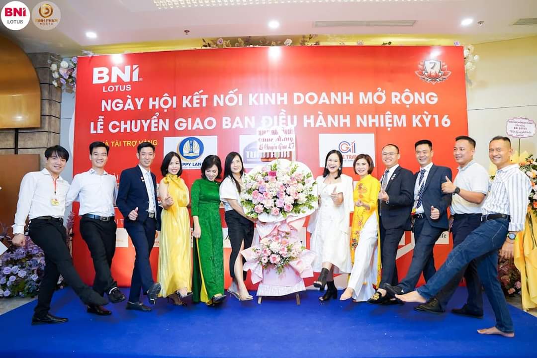 Buổi lễ đã chứng kiến sự tham gia của gần 200 Thành viên và Khách mời