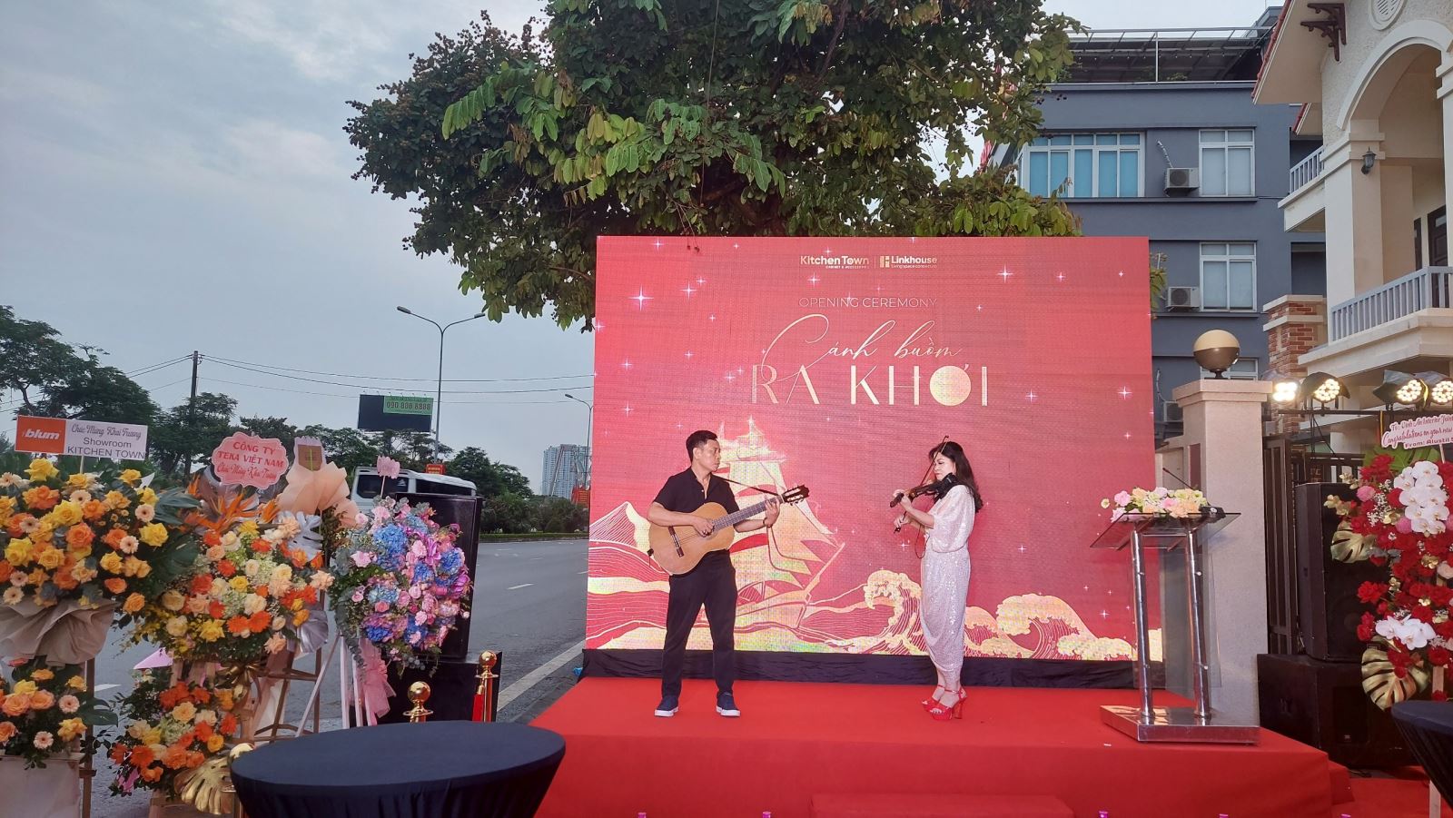 lễ khai trương "LINKHOUSE OPENING CEREMONY – Cánh buồm ra khơi"