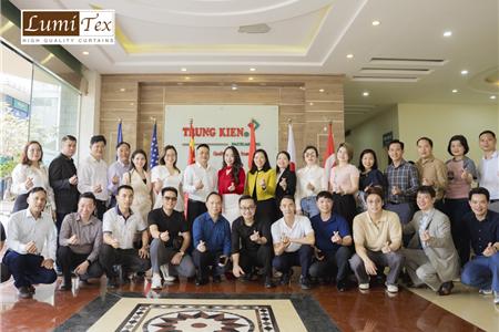 Rèm Lumitex Tham Dự Buổi Làm Việc Tại Công Ty Cổ Phần Trung Kiên Hải Dương