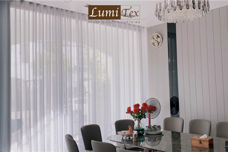 Hoàn thiện rèm cửa Lumitex cao cấp tại căn Venice 14.29 - Khu đô thị cao cấp Vinhomes Imperia - Hải Phòng 
